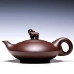 Китайский чайник из исинской глины со слоном